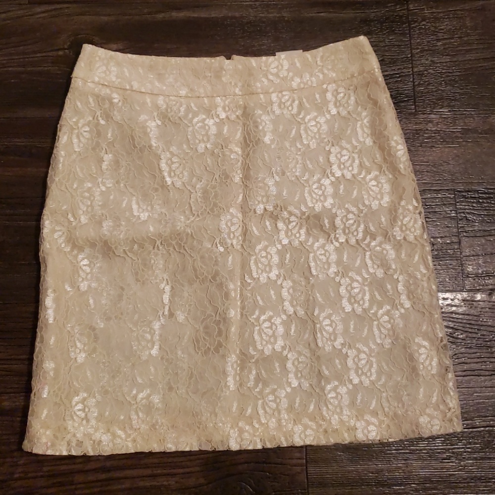LACE SKIRT
